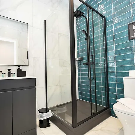 Cosy & Stylish 1 Bedroom In Брадфорд